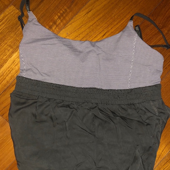 ⚡️3 for 20 ⚡️ LuLuLemon Athletics Bliss tanks - Picture 6 of 6